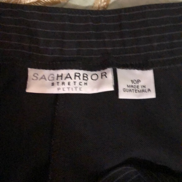 5/$25🔅Sag Harbor Black Pinstripe Pants Size 10P - Picture 3 of 3